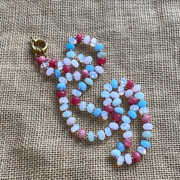 Stone morganite Rainbow with opal stone knotted necklace 24” amazing 2025 - Picture 8 of 9